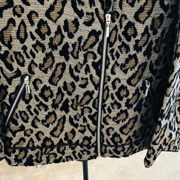 CHICO'S ANIMAL-PRINT JACQUARD MOTO JACKET - Picture 5 of 8